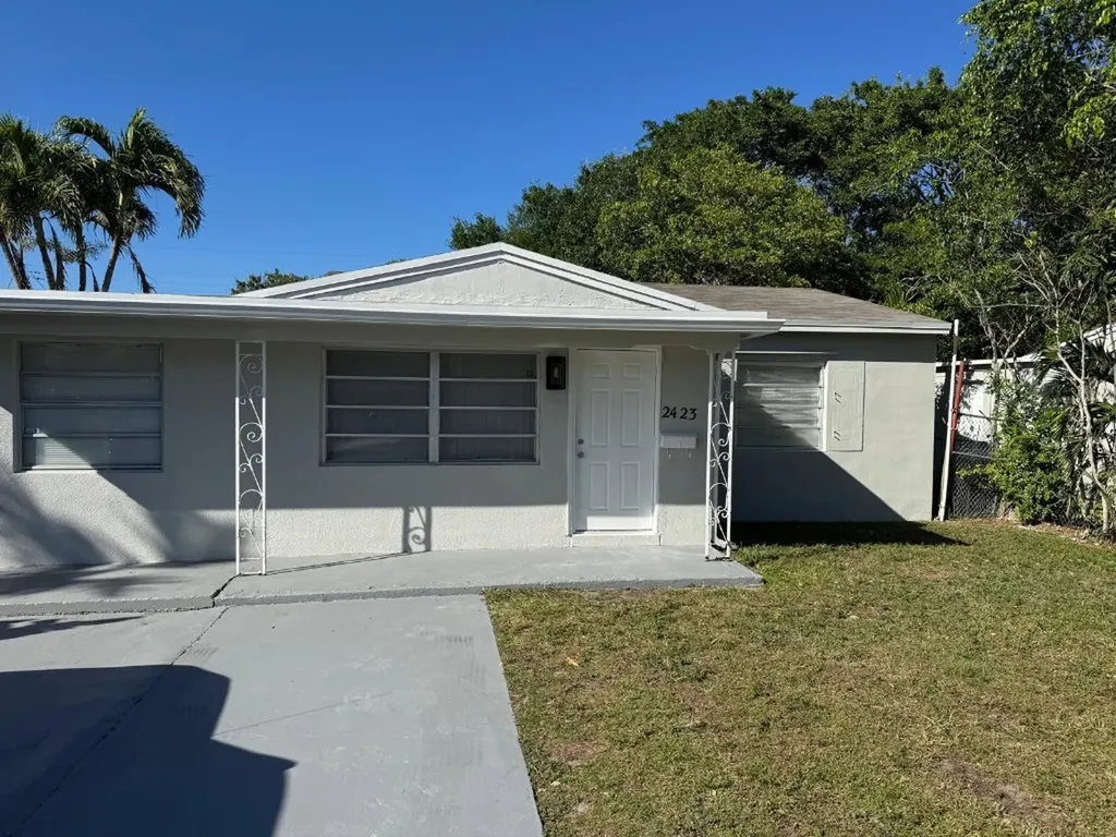 2423 Scott Street Hollywood FL 33020