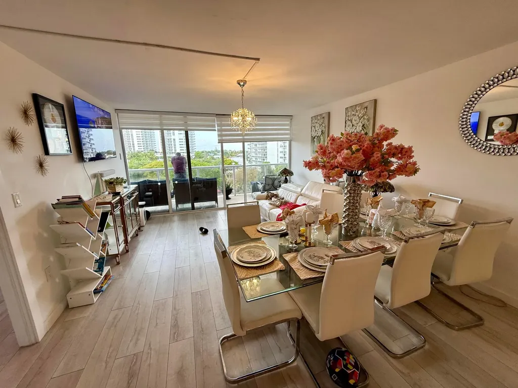 3731 N Country Club Drive Aventura FL 33180