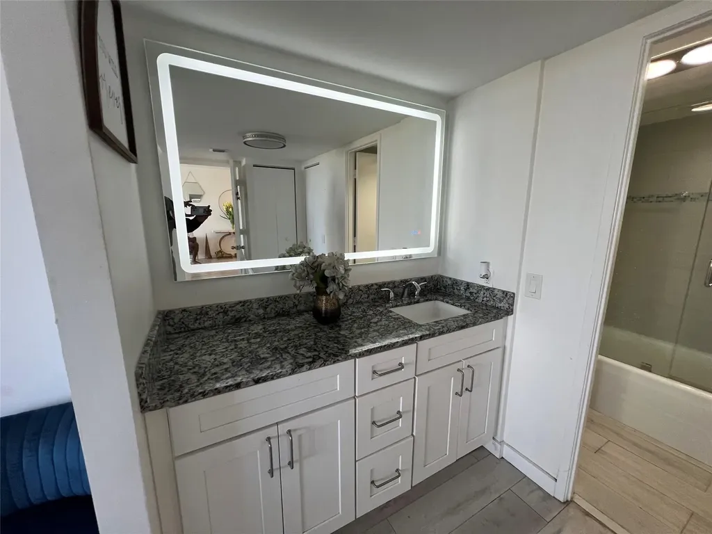 3731 N Country Club Drive Aventura FL 33180