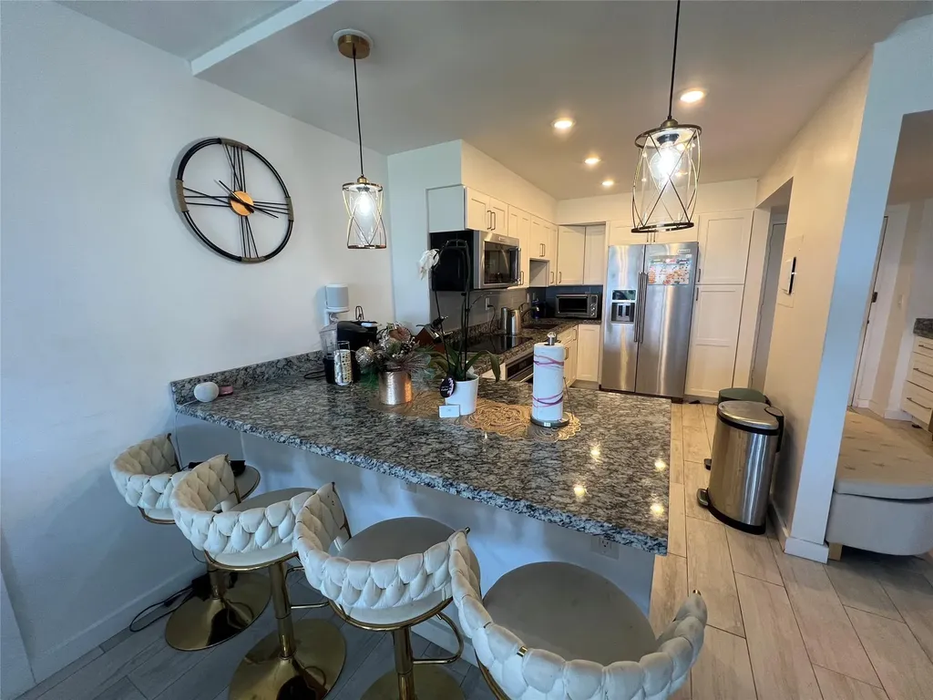 3731 N Country Club Drive Aventura FL 33180