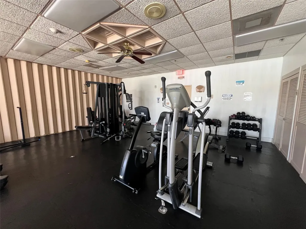 3731 N Country Club Drive Aventura FL 33180