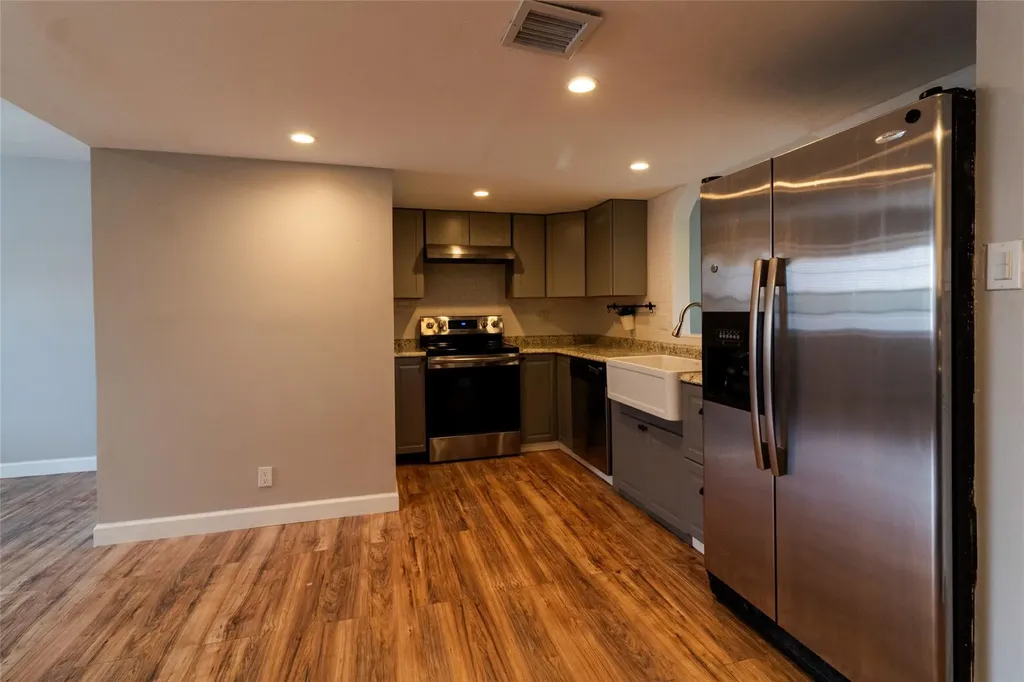9417 NW 42nd Street Sunrise FL 33351