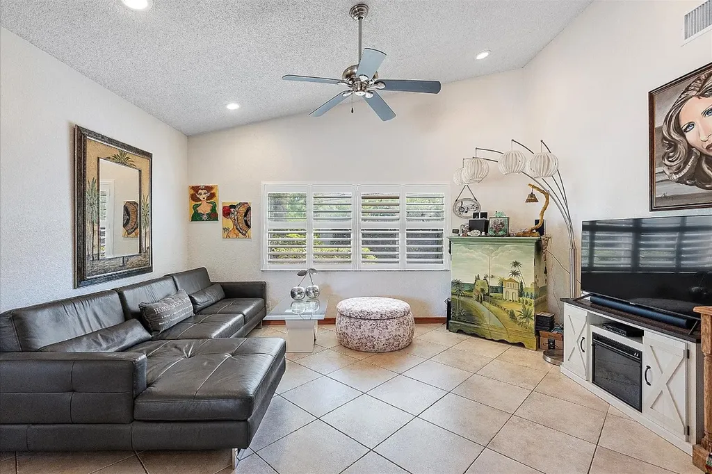 4636 Rothschild Drive Coral Springs FL 33067