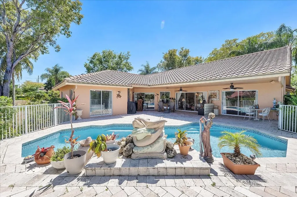 4636 Rothschild Drive Coral Springs FL 33067