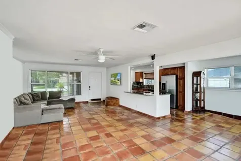 1320 SE 4th Avenue Pompano Beach FL 33060