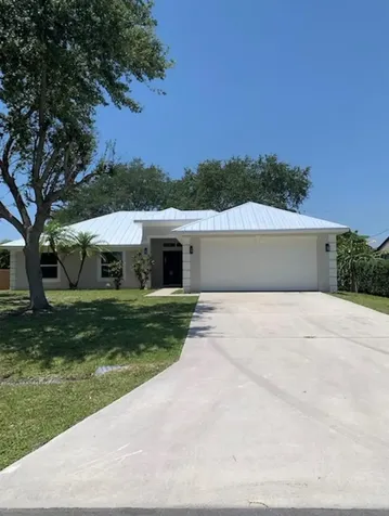 1658 SE Harp Lane Port St Lucie FL 34983