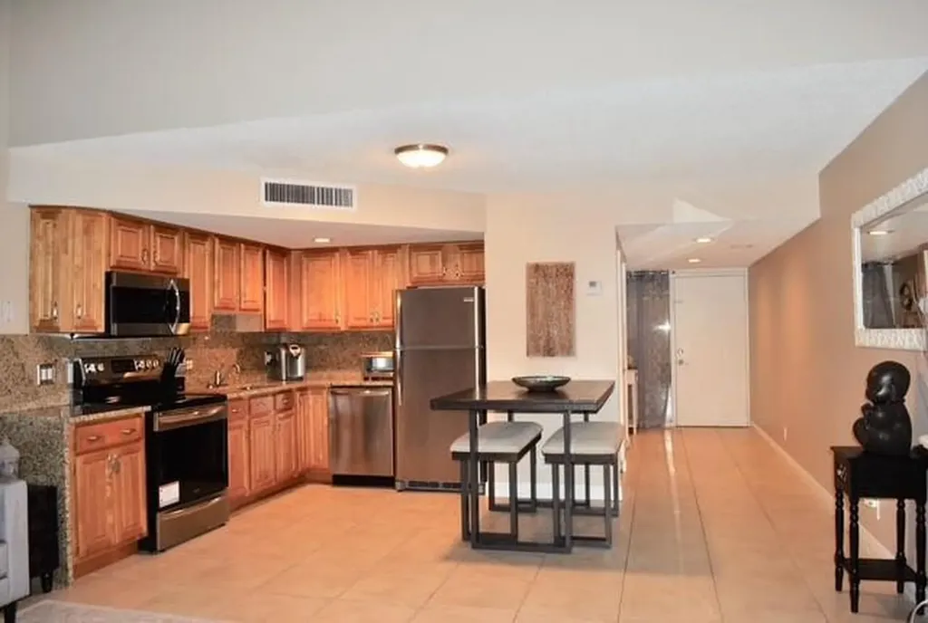 49 Deer Creek Road Deerfield Beach FL 33442