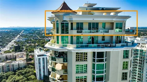 411 N New River Drive Fort Lauderdale FL 33301