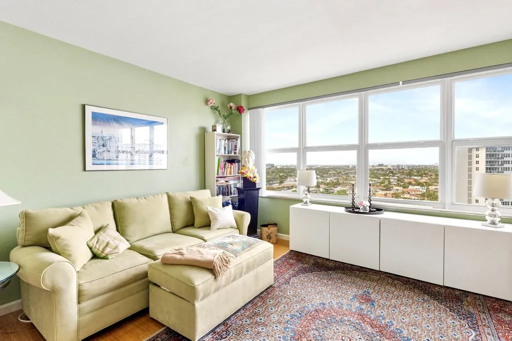 3333 NE 34th Street Fort Lauderdale FL 33308