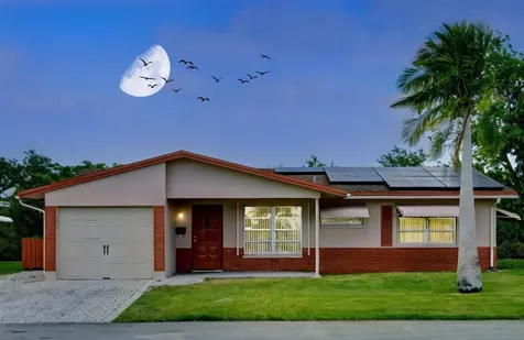 6517 NW 58th Street Tamarac FL 33321
