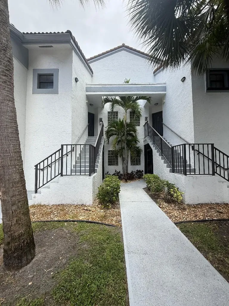 5414 Venetia Court Boynton Beach FL 33437