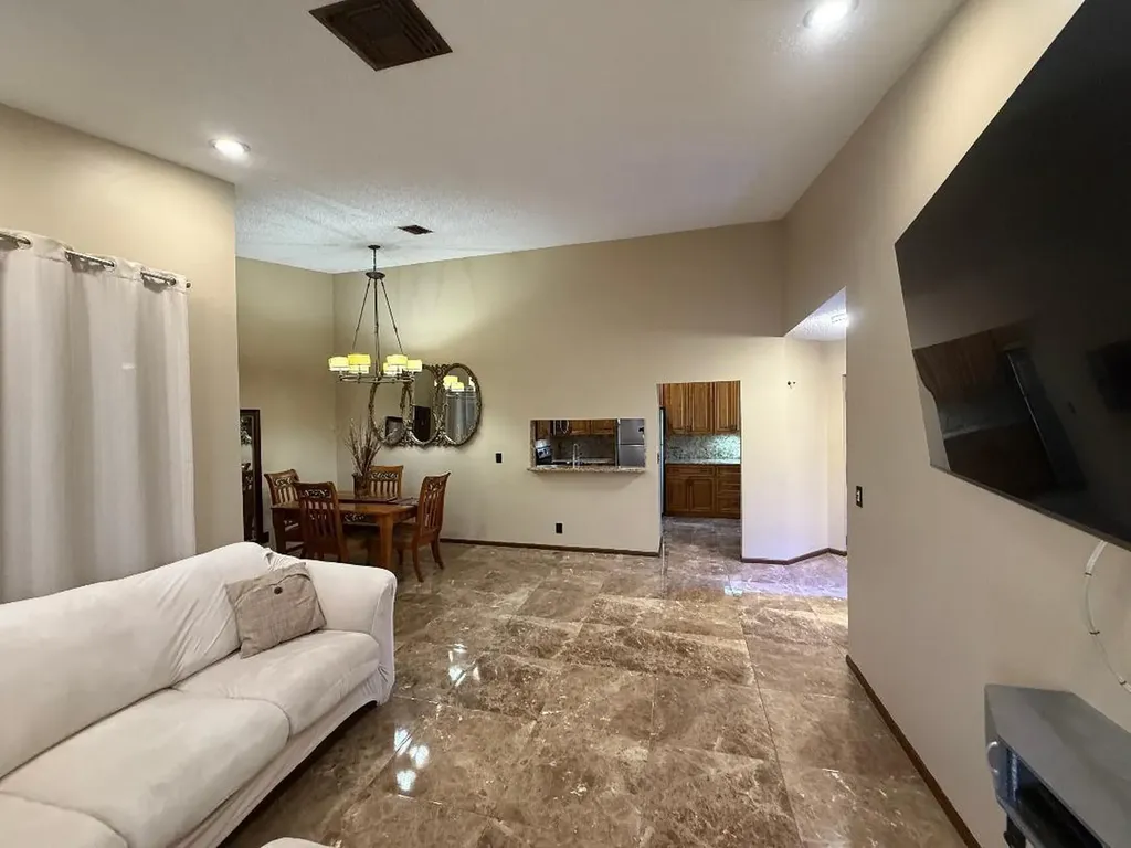 5414 Venetia Court Boynton Beach FL 33437