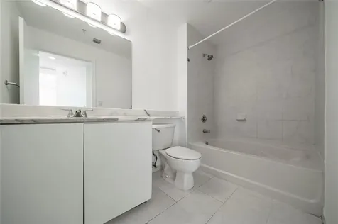 234 NE 3rd Street Miami FL 33132