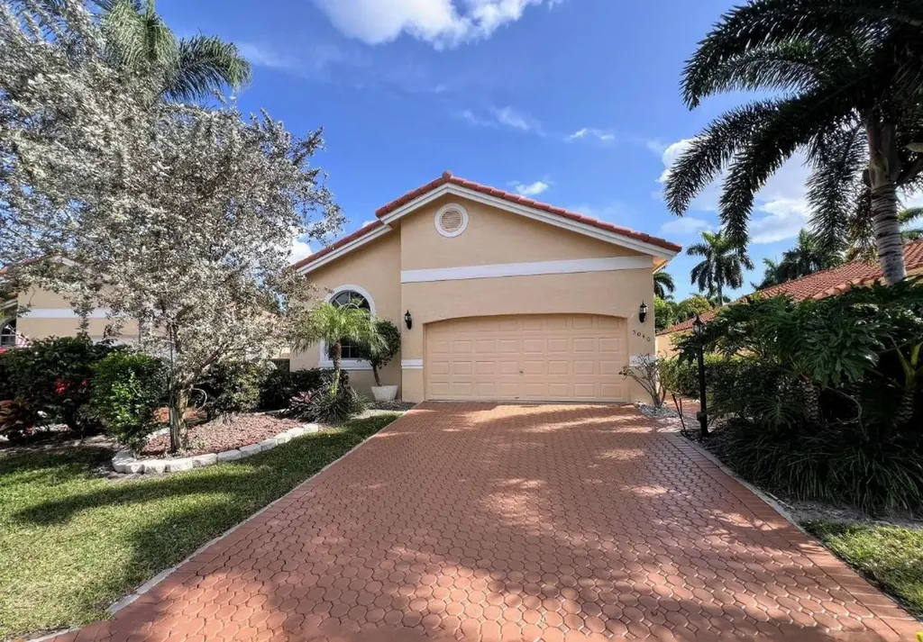 5040 Alencia Court Delray Beach FL 33484