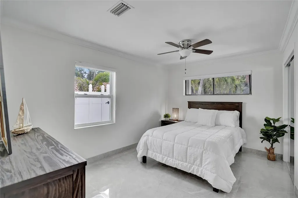 2363 SE 15th Street Pompano Beach FL 33062