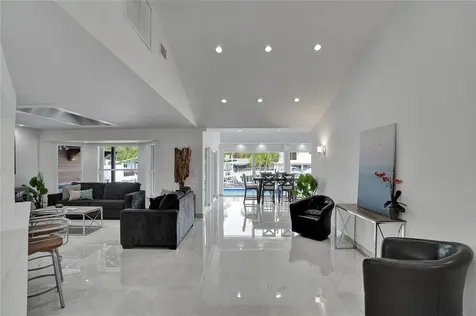 2363 SE 15th Street Pompano Beach FL 33062