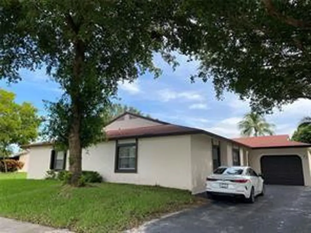 7901 NW 61st Street Tamarac FL 33321
