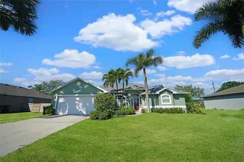 1932 SW Beard Street Port St Lucie FL 34953