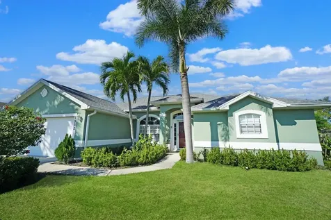 1932 SW Beard Street Port St Lucie FL 34953