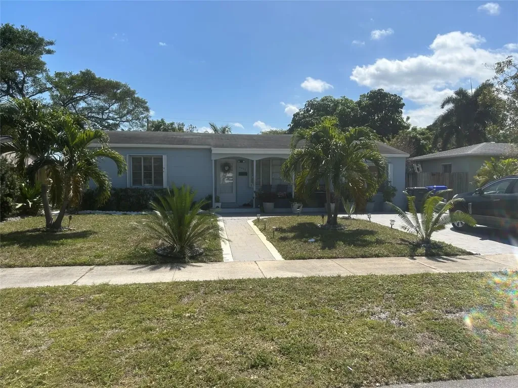 2442 Rodman Street Hollywood FL 33020