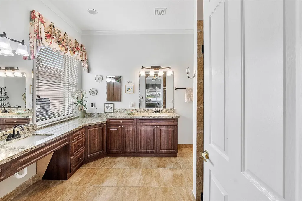 8833 Via Tuscany Drive Boynton Beach FL 33472