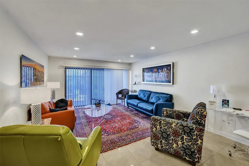 4060 N Hills Drive Hollywood FL 33021
