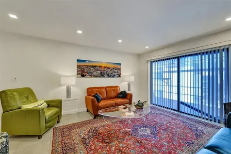 4060 N Hills Drive Hollywood FL 33021