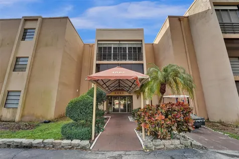 4060 N Hills Drive Hollywood FL 33021