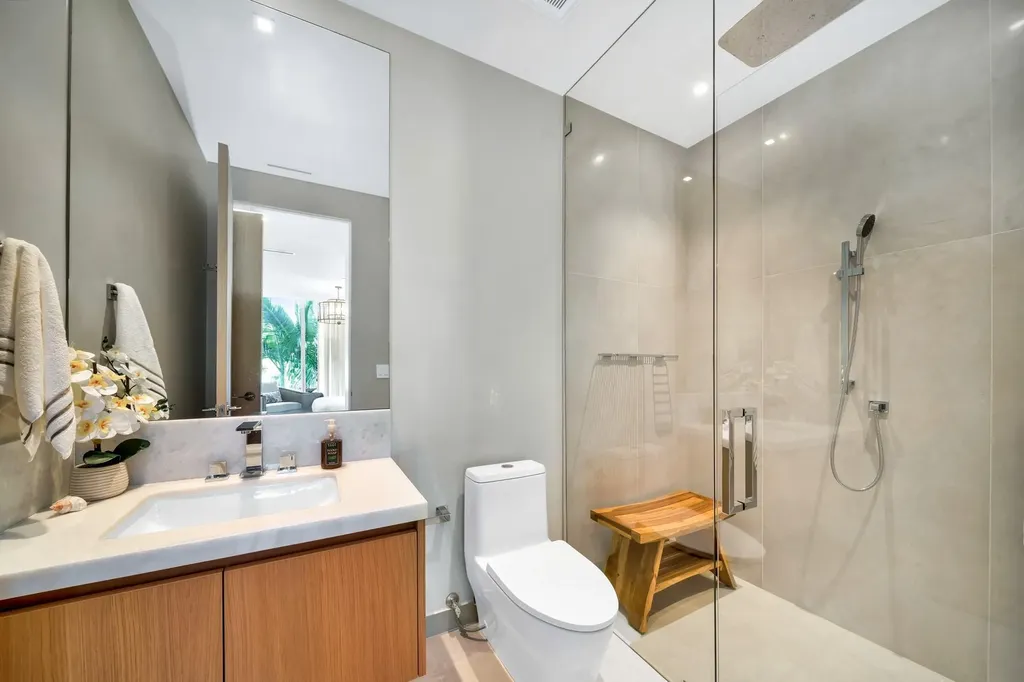 2311 SE 17th Street Fort Lauderdale FL 33316