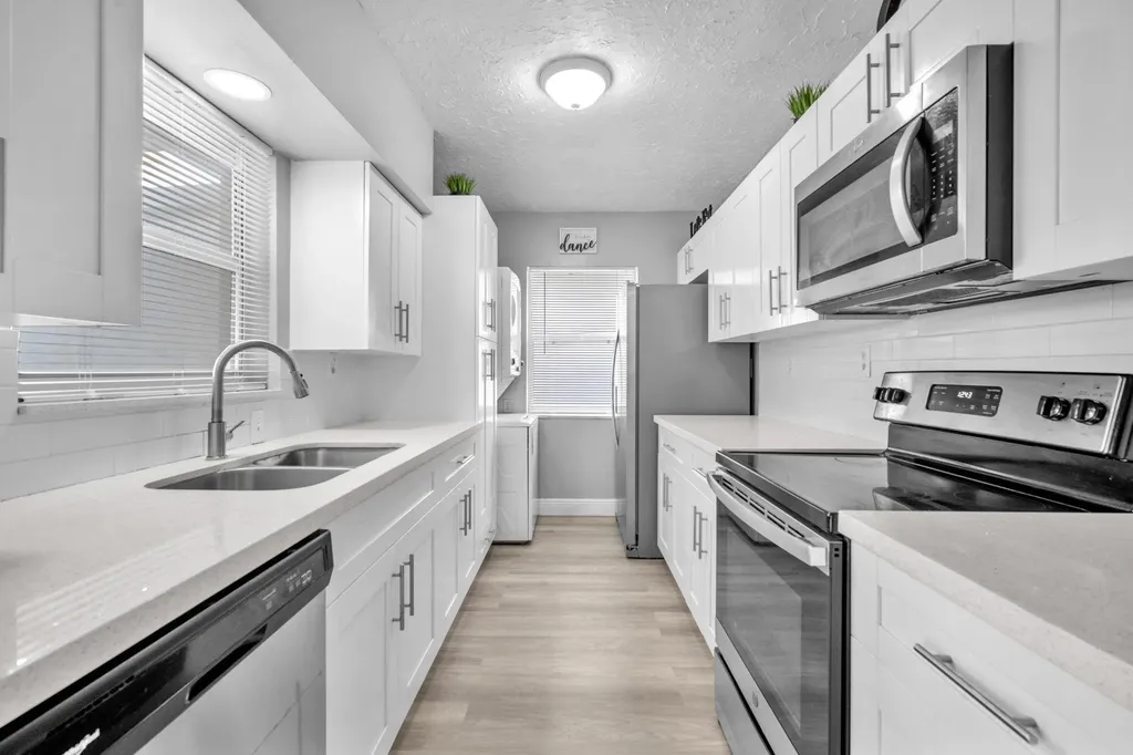 1925 NE 26th Street Wilton Manors FL 33305