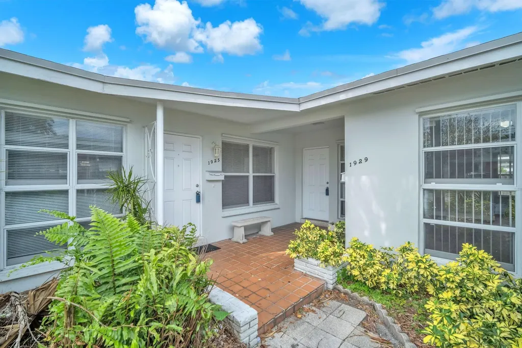 1925 NE 26th Street Wilton Manors FL 33305