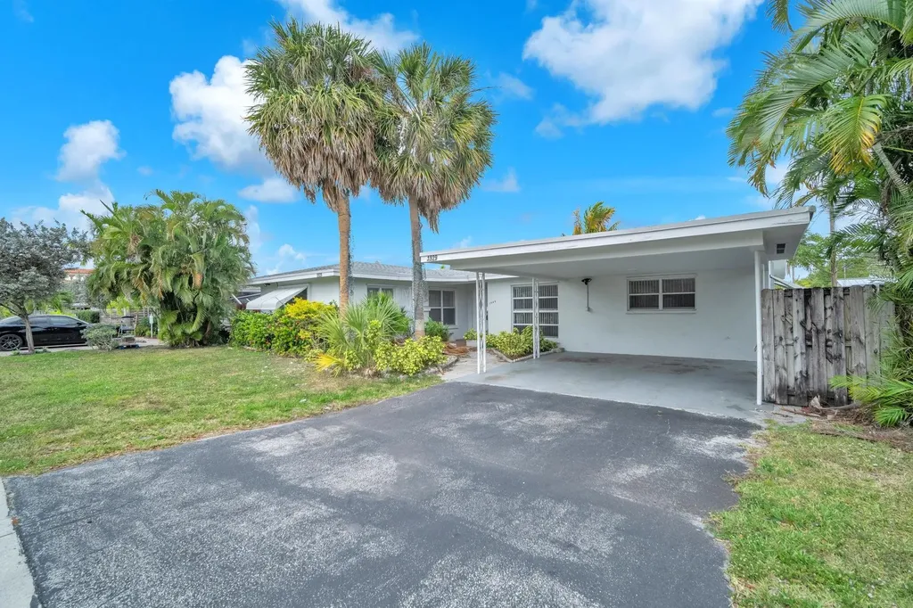 1925 NE 26th Street Wilton Manors FL 33305