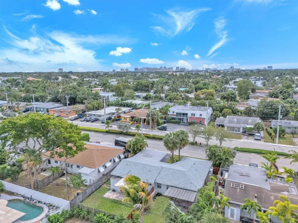 1925 NE 26th Street Wilton Manors FL 33305