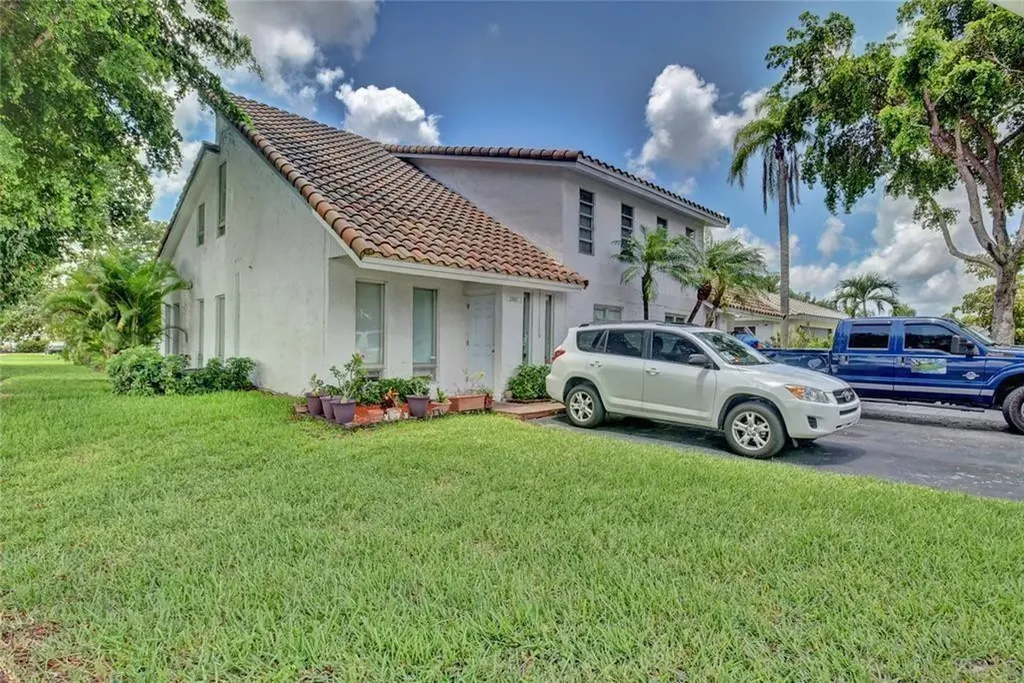 3910 NW 105th Avenue Coral Springs FL 33065