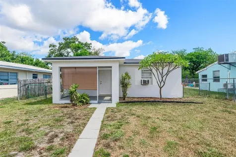 2539 Wilson Street Hollywood FL 33020