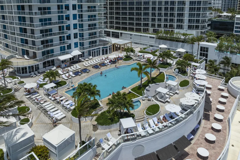 505 N Fort Lauderdale Beach Fort Lauderdale FL 33304