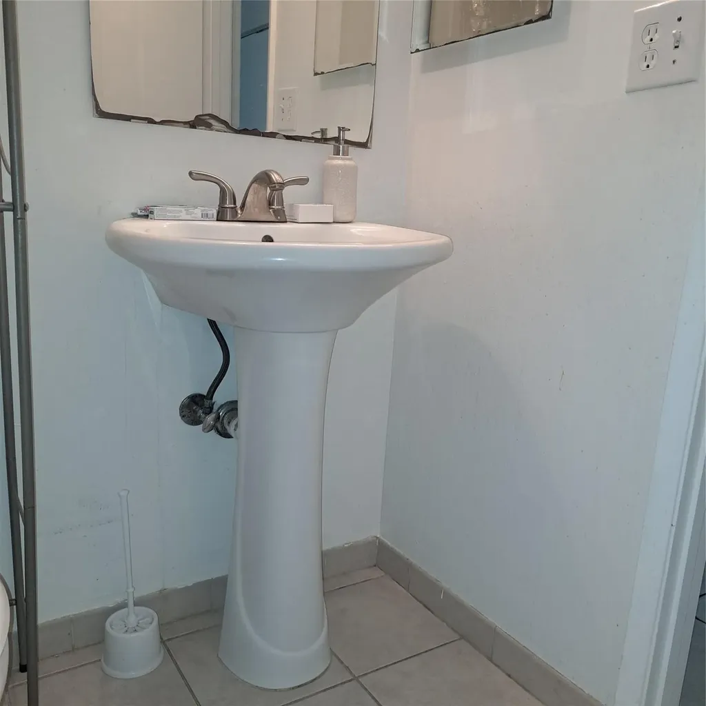 3030 NW 68th Street Fort Lauderdale FL 33309