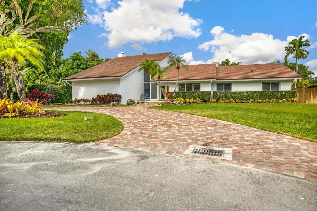 7391 SW 153rd Street Palmetto Bay FL 33157
