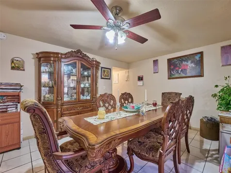 33 Spinning Wheel Lane Tamarac FL 33319