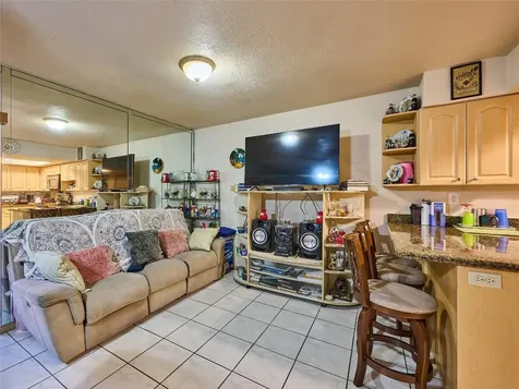 33 Spinning Wheel Lane Tamarac FL 33319