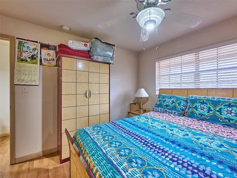 33 Spinning Wheel Lane Tamarac FL 33319