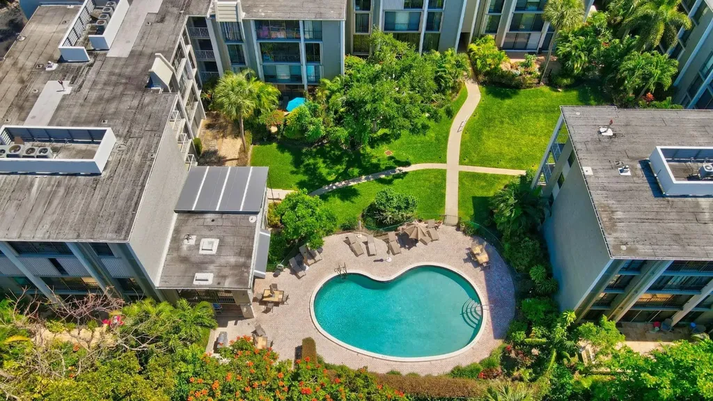 501 SW 11th Place Boca Raton FL 33432