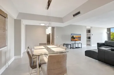 501 SW 11th Place Boca Raton FL 33432