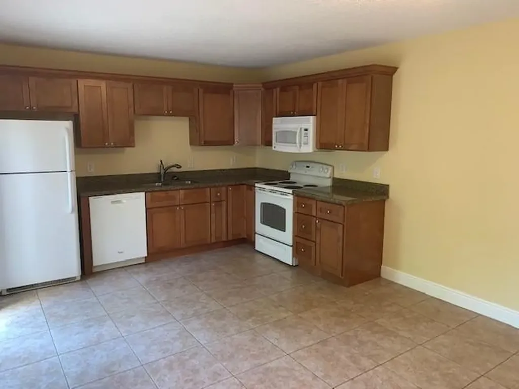 2334 Waterside Drive Lake Worth FL 33461