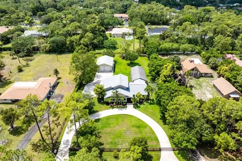 6019 NW 69th Way Parkland FL 33067