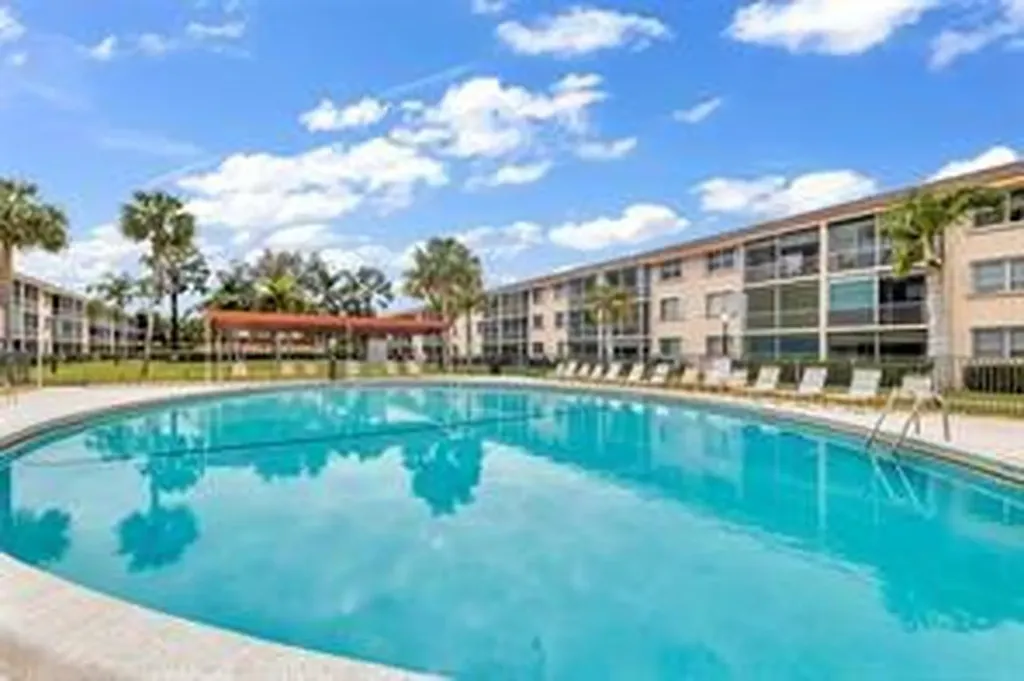 4500 N Federal Highway Lighthouse Point FL 33064