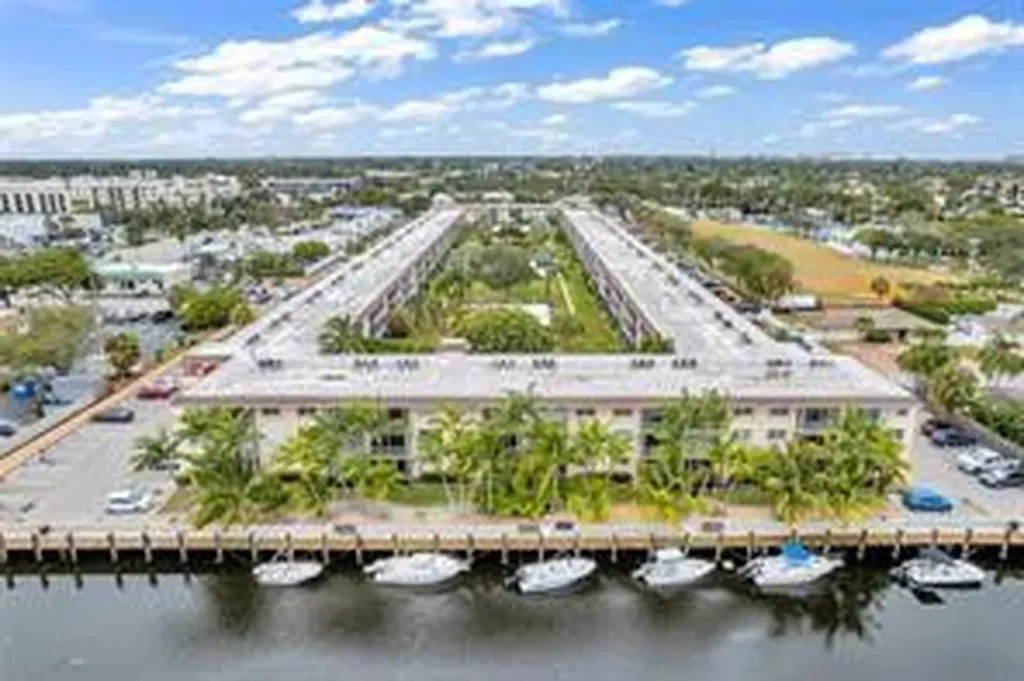 4500 N Federal Highway Lighthouse Point FL 33064
