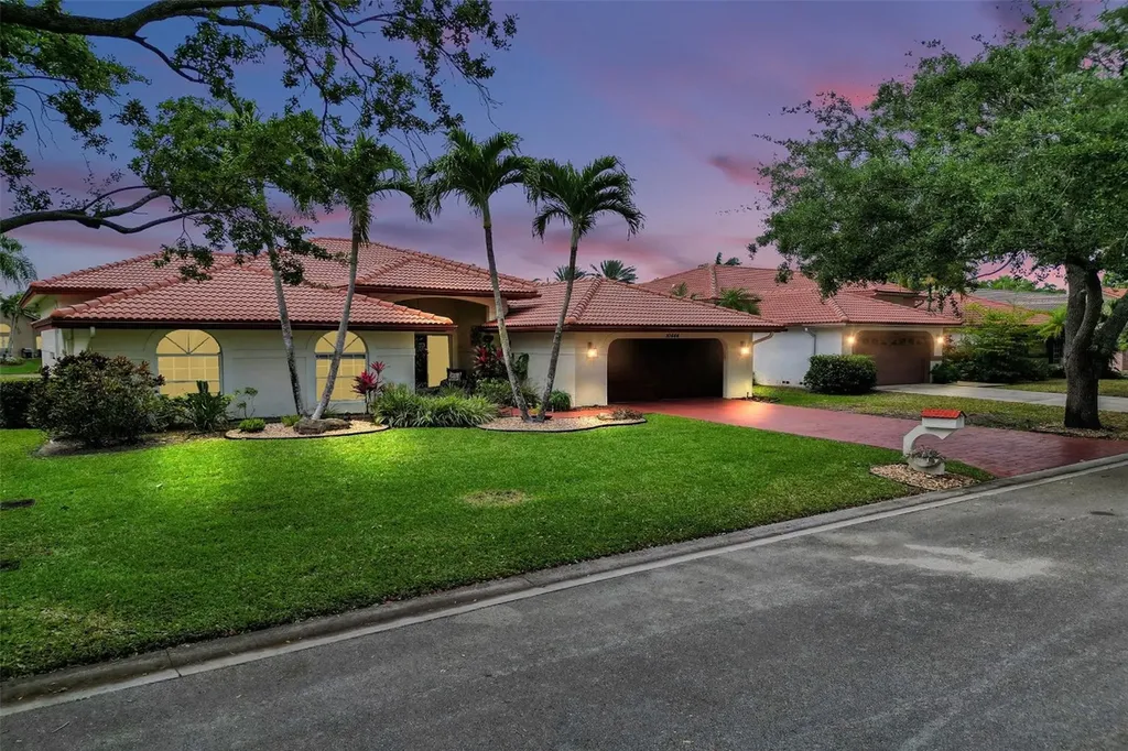 10444 NW 48th Manor Coral Springs FL 33076