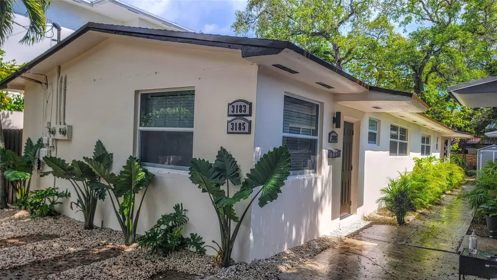 3183 Plaza Street Miami FL 33133