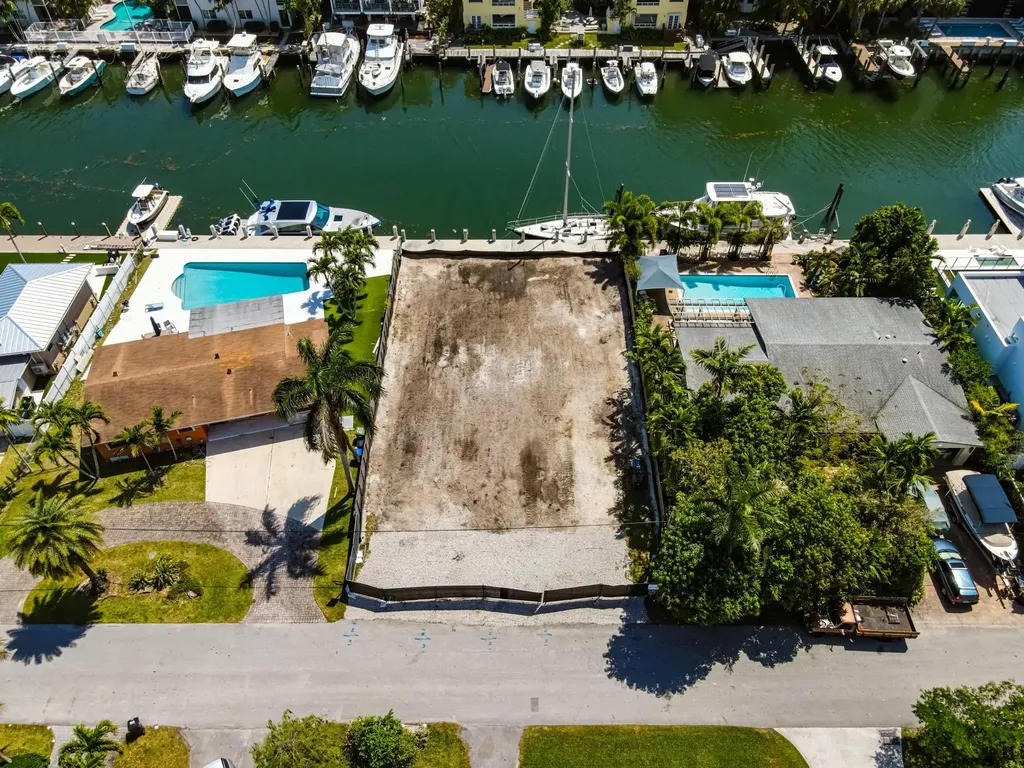 1524 SE 14th Street Fort Lauderdale FL 33316